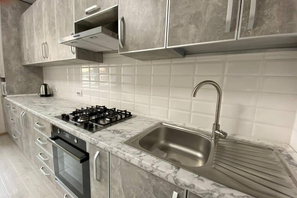 Fresh Residence apartment  Vinița Exterior foto